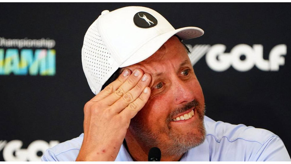 Phil Mickelson goes on another PGA RANT then quickly deletes tweet!